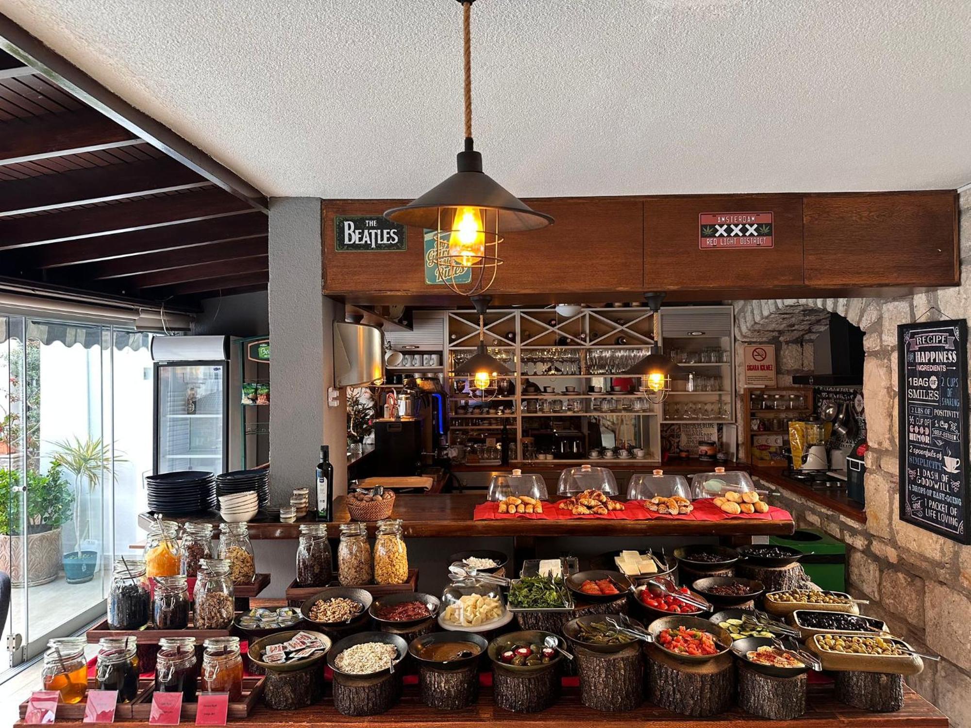 Hotel Pier Bodrum Marina Екстер'єр фото
